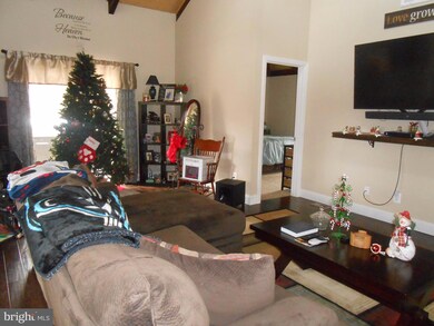 24495 Mcintosh Rd, Hollywood, MD 20636 - photo 2