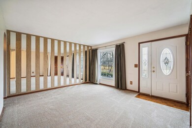 578 Dlyn St unit G5, Columbus, OH 43228 - photo 5