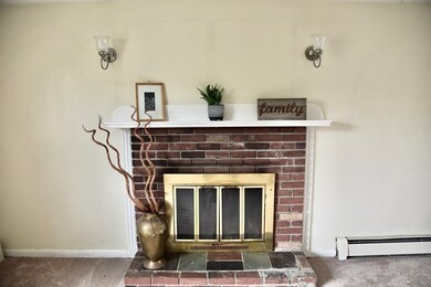 106 Bumble Bee Cir, Shrewsbury, MA 01545 - photo 7