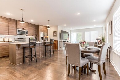 407 Hampstead Dr, Raymore, MO 64083 - photo 7