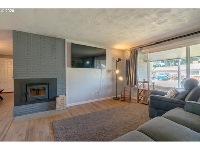 3552 Oak Ridge Ln, Hubbard, OR 97032 - photo 2