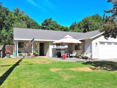 Welcome to 6994 River Drive