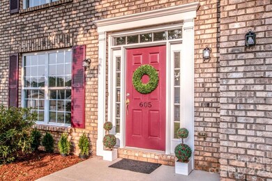 605 Castlefin Ct, Statesville, NC 28625 - photo 3