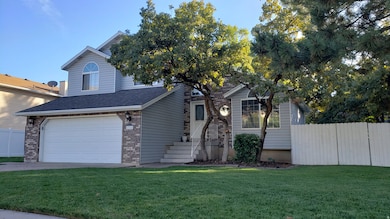 1712 E 2800 N, Layton, UT 84040 - photo 2