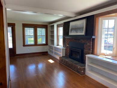 339 West St, Amherst, MA 01002 - photo 5