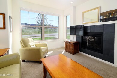 1689_montgomerie_living_2