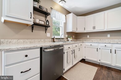 284 Chestnut Dr, Elkton, MD 21921 - photo 7