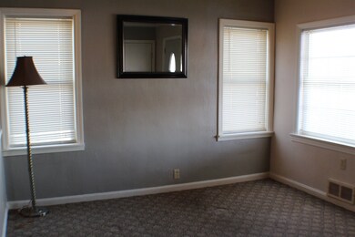 668 N Spring St, Wabash, IN 46992 - photo 3