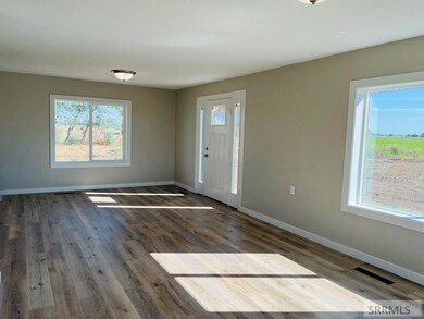 38 S 900 W, Blackfoot, ID 83221 - photo 4