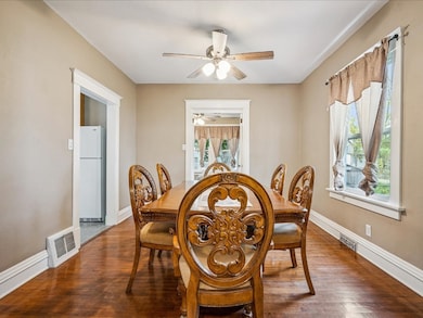 421 17th St SE, Cedar Rapids, IA 52403 - photo 7