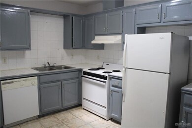 2201 Kimberly Ln unit A, Edinburg, TX 78541 - photo 5