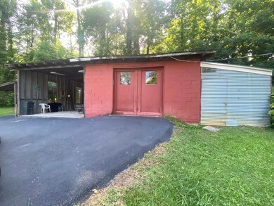 73 Poplar St, Rossville, GA 30741 - photo 7