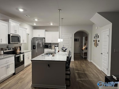 121 Gander Cir, Owens Cross Roads, AL 35763 - photo 3