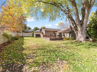 104 Marsett Rd, Shelburne, VT 05482 - photo 3