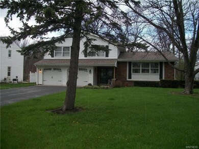 Large lot and maintenance free exterior