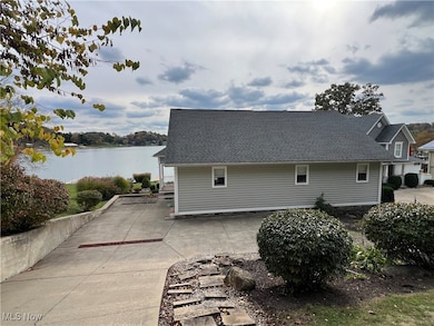 32 E Mohawk Dr, Malvern, OH 44644 - photo 4