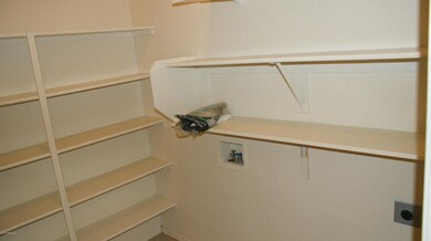 PANTRY / LAUNDRY RM