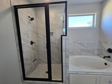 211 Serenity Ct, Byron, GA 31008 - photo 4