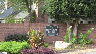 205 Hunters Ct, Greenville, SC 29617 - photo 2