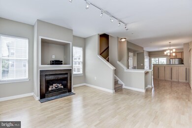 42500 Hollyhock Terrace, Ashburn, VA 20148 - photo 3