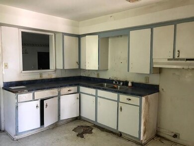 2723 Lasalle St, Fort Worth, TX 76111 - photo 3