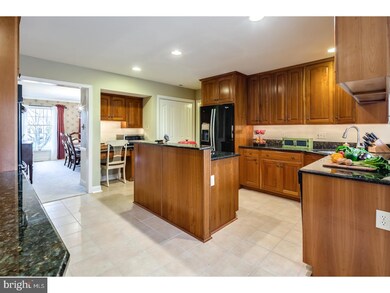 21 Daylily Dr, Mount Laurel, NJ 08054 - photo 6