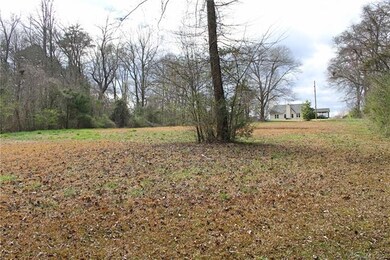 1135 Lawrence Rd, Clover, SC 29710 - photo 6