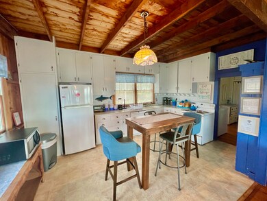 283 E Chop Dr, Oak Bluffs, MA 02557 - photo 6