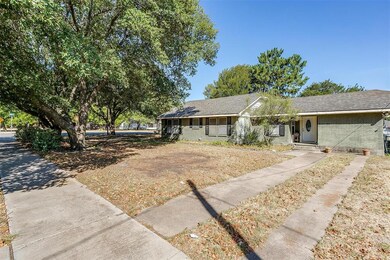 1308 Poindexter Ave, Cleburne, TX 76033 - photo 4