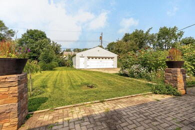 3697 Eisenhower-4