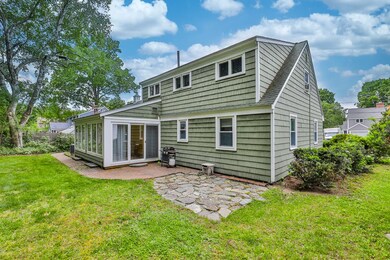 26 Sullivan St, Nashua, NH 03064 - photo 5