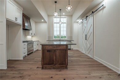 508 SW Autumn Hills Rd, Bentonville, AR 72712 - photo 4