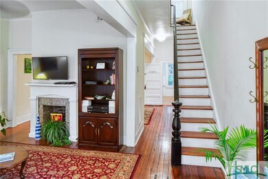 534 E Jones St, Savannah, GA 31401 - photo 4