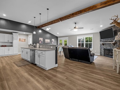 10938 Reidville Rd, Greer, SC 29651 - photo 4