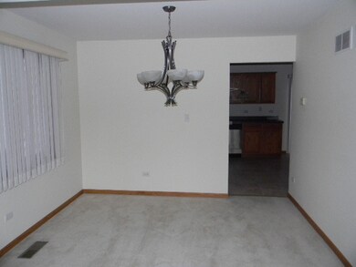 18601 Maple Ave, Country Club Hills, IL 60478 - photo 3