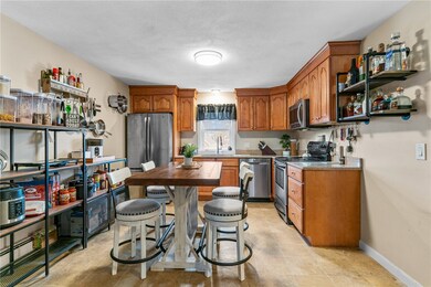 381 Old River Rd unit 6, Manville, RI 02838 - photo 4