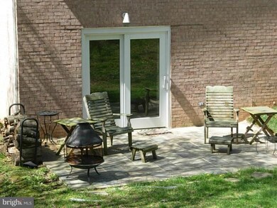 412 Scott Dr, Silver Spring, MD 20904 - photo 5