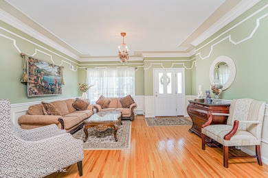 262 Noel St, Staten Island, NY 10312 - photo 5