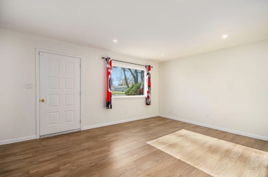 23628 Champaign St, Taylor, MI 48180 - photo 7