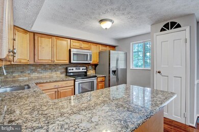 11535 Underoak Ct, Reston, VA 20191 - photo 7