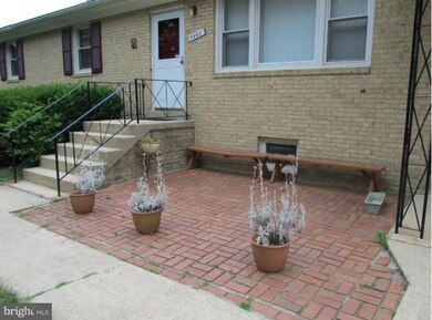 7903 Carol Ct, Clinton, MD 20735 - photo 4