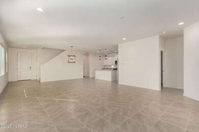 7831 S Walnutview 1 Dr, Tucson, AZ 85757 - photo 5