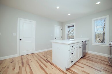10 Duffley Ct unit 1, Chestnut Hill, MA 02467 - photo 4