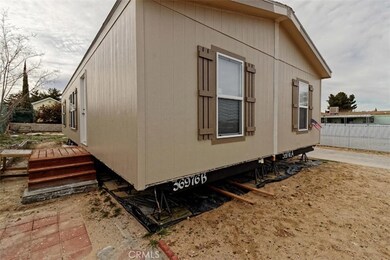 14018 Rodeo Dr, Victorville, CA 92395 - photo 3