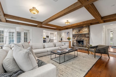 244 Upland Ave, Newton Highlands, MA 02461 - photo 4