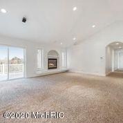 4618 Indian Lake Ct unit 17, Wayland, MI 49348 - photo 5