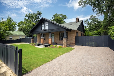 227 Kershaw St NE, Aiken, SC 29801 - photo 3