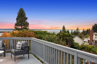 731 Laurel St, Edmonds, WA 98020 - photo 5