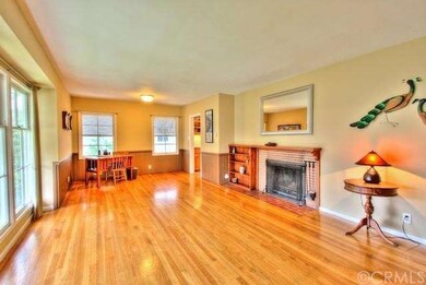 Full large windows bring the natural light. And a 