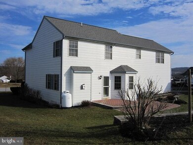 247 Elsie Ln, Denver, PA 17517 - photo 2